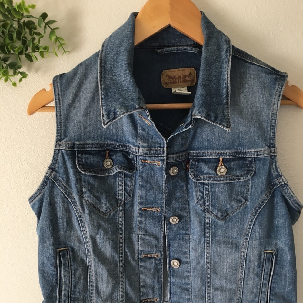 Levi’s Women Jean Vest
